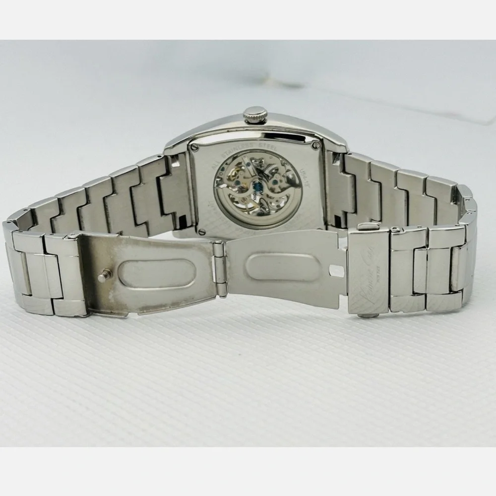 Kenneth Cole elegant watch